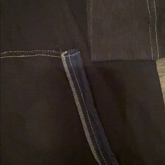 Kids LG pullover. Worn once. - Picture 3 of 4